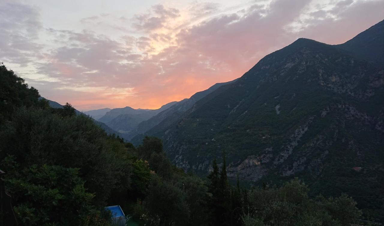 Modestie Villa Breil sur Roya Bagian luar foto